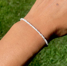 Load image into Gallery viewer, Howlite Stone Bracelet