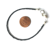 Load image into Gallery viewer, Black Spinel Bracelet