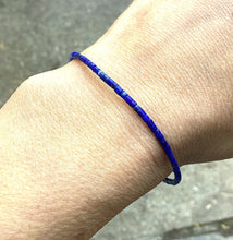 Load image into Gallery viewer, Tiny Lapis Lazuli Bracelet