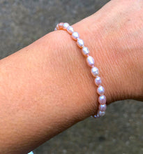 Load image into Gallery viewer, Freshwater Pearl Bracelet
