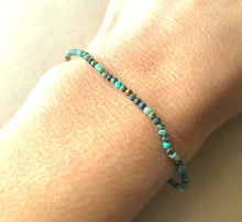 Load image into Gallery viewer, African Turquoise Stretch Bracelet