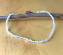 Load image into Gallery viewer, Quartz Stretch Bracelet