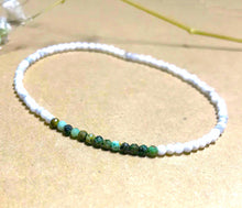 Load image into Gallery viewer, Turquoise and Howlite Duo