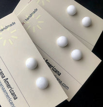 Load image into Gallery viewer, White Jade Earrings