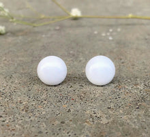 Load image into Gallery viewer, White Jade Earrings
