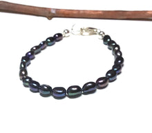 Load image into Gallery viewer, Black Pearl Bracelet