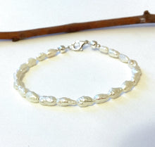 Load image into Gallery viewer, Freshwater Pearl Bracelet