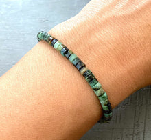Load image into Gallery viewer, Green Turquoise Bracelet
