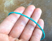 Load image into Gallery viewer, Round Turquoise Choker