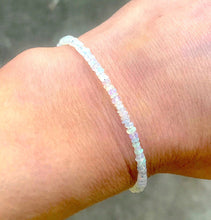 Load image into Gallery viewer, Genuine Opal Bracelet