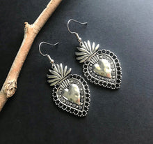 Load image into Gallery viewer, Sacred Heart Earrings