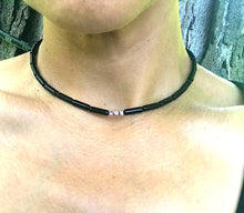 Load image into Gallery viewer, Obsidian with Pearl Accent