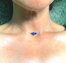 Load image into Gallery viewer, Dainty Lapis Lazuli Choker