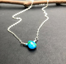 Load image into Gallery viewer, Blue Glass Necklace