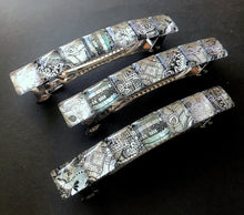 Load image into Gallery viewer, Black and White Barrette