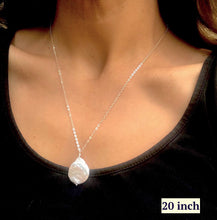Load image into Gallery viewer, Baroque Pearl Necklace