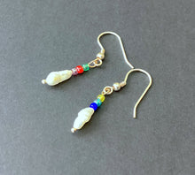 Load image into Gallery viewer, Freshwater Pearl with Seed Beads
