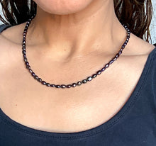 Load image into Gallery viewer, Black Pearl Necklace
