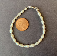 Load image into Gallery viewer, Freshwater Pearl Bracelet
